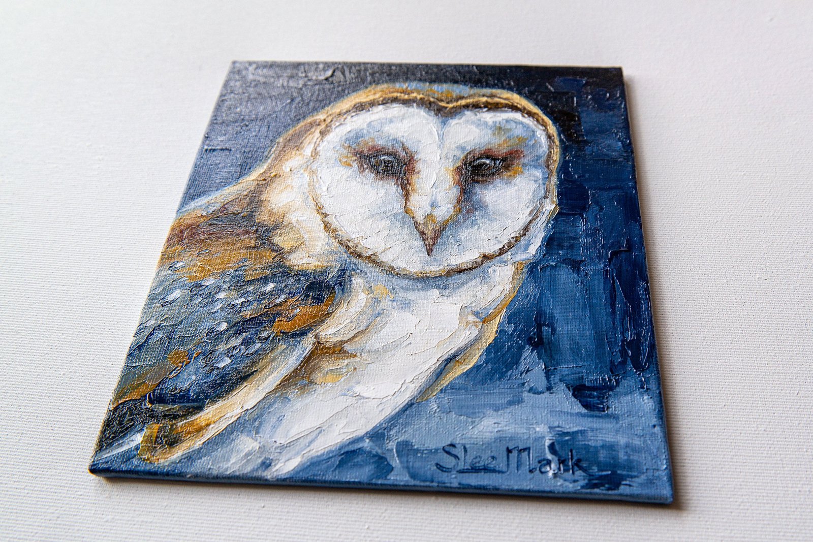Barn owl Original art 8" by S. Lee Mark Bird oil painting Pet portrait Animal art Home & Living Home Wall Décor Paintings